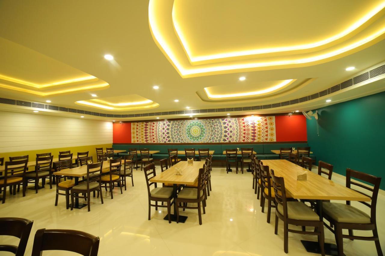 Vijay Vilas Hotel & Convention Hall Agra  Exterior photo
