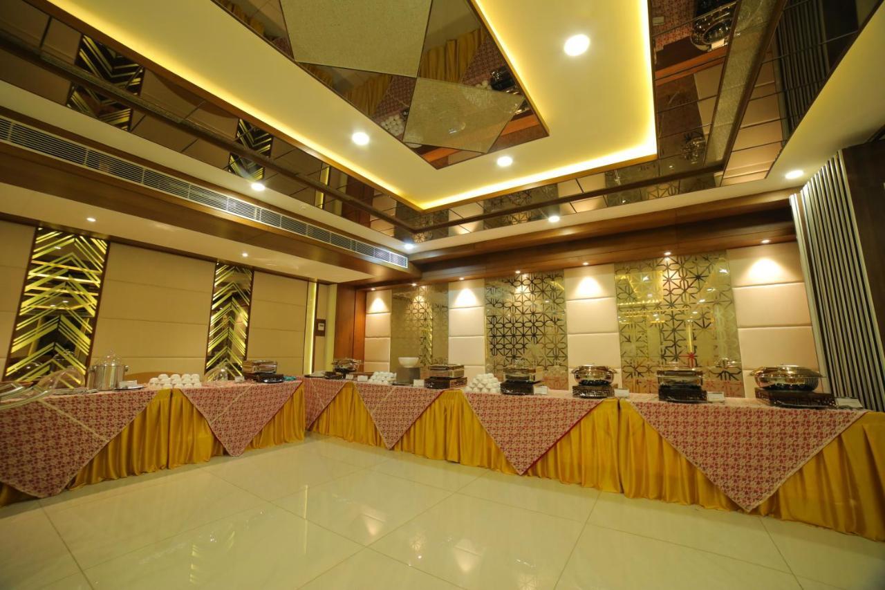 Vijay Vilas Hotel & Convention Hall Agra  Exterior photo