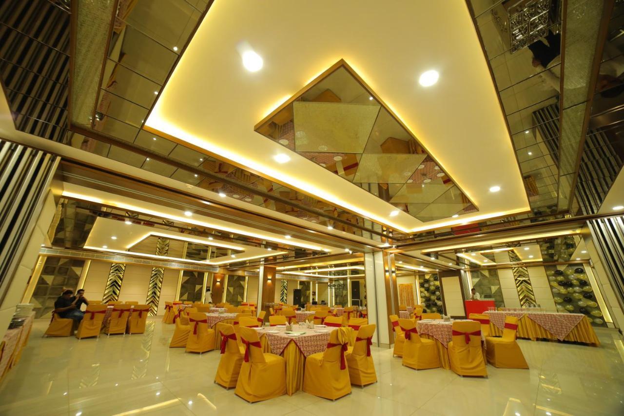 Vijay Vilas Hotel & Convention Hall Agra  Exterior photo